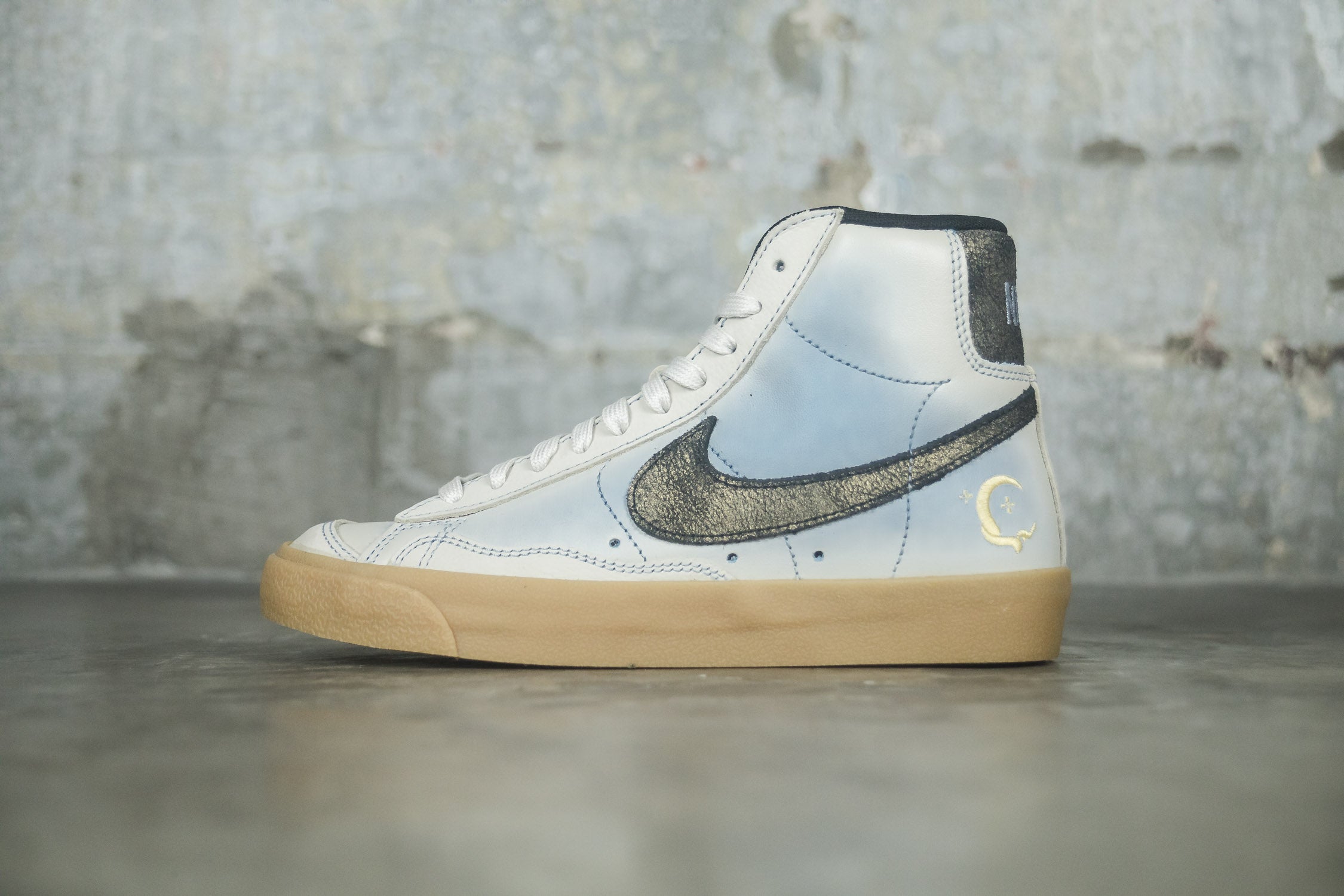 Nike Blazer Mid &