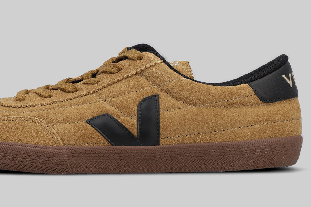 Women's VEJA Panenka 'Ten and Black'