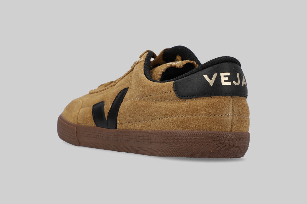 Women's VEJA Panenka 'Ten and Black'