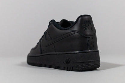 Nike Air Force 1 LE &