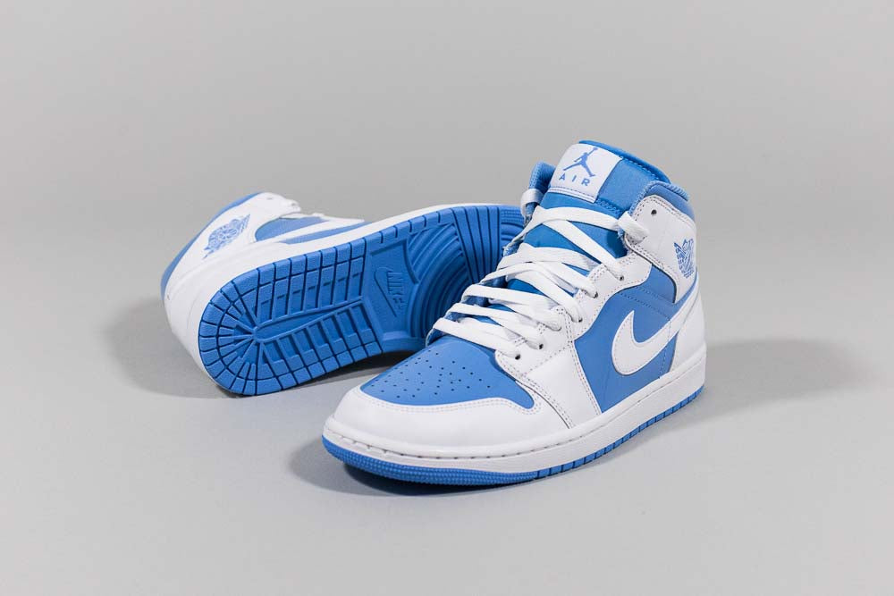 Air Jordan 1 Mid &