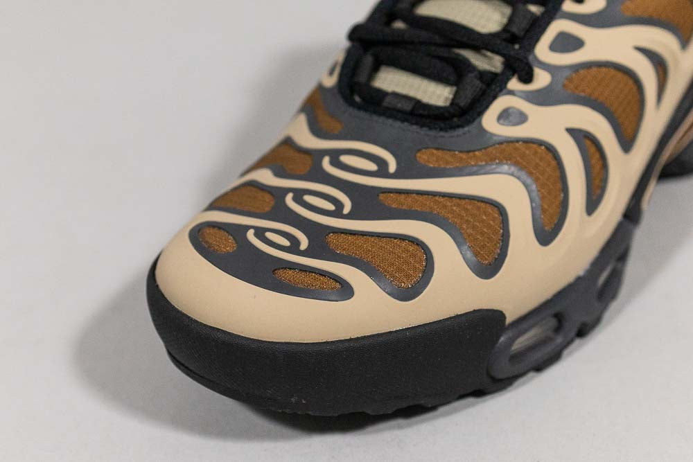 Nike Air Max Plus Drift &
