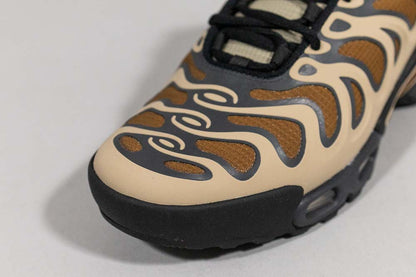 Nike Air Max Plus Drift &