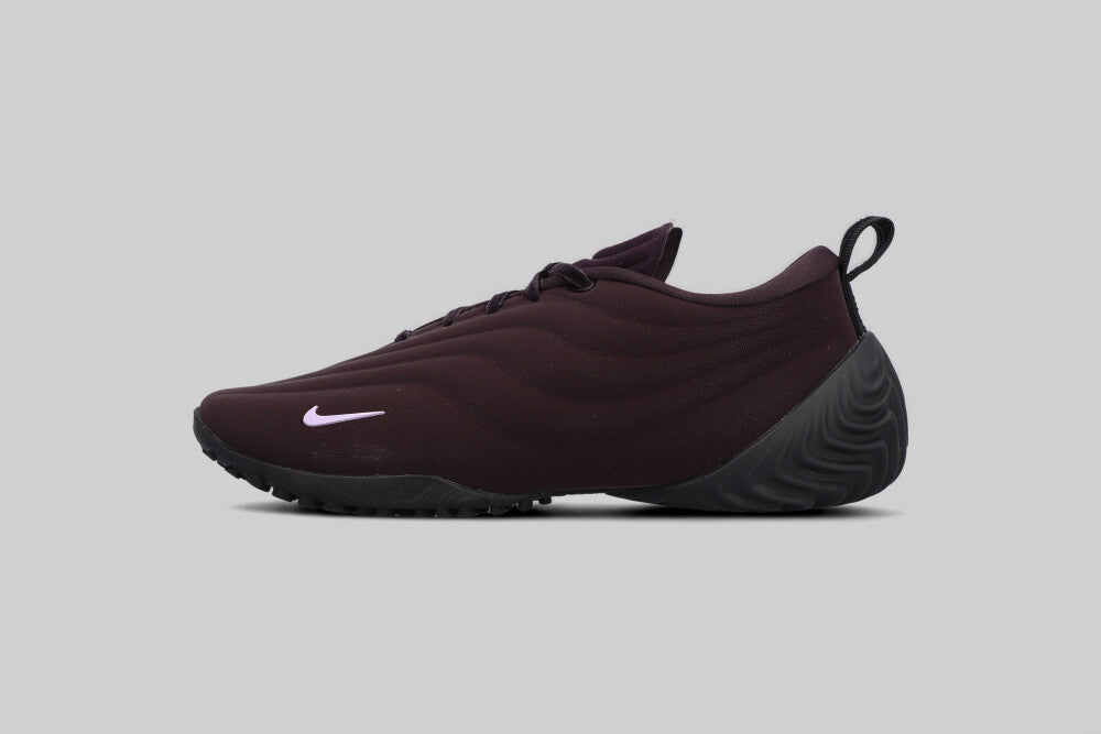 Women's Nike Astra Ultra 'Port Wine and Black' - FZ5778-601 - Lust México