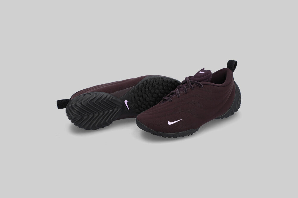 Women's Nike Astra Ultra 'Port Wine and Black' - FZ5778-601 - Lust México