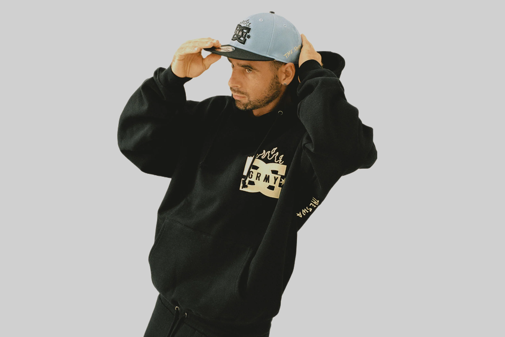 Grimey The Swarm DC Shoes Boxy Hoodie - GCH635-BLK