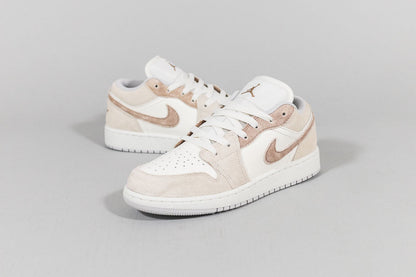 Air Jordan 1 Low SE &