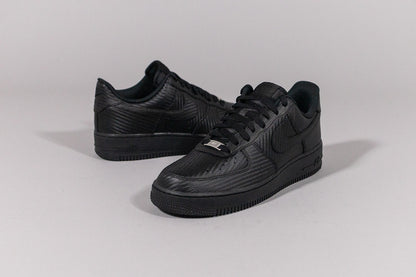 Nike Air Force 1 Low &