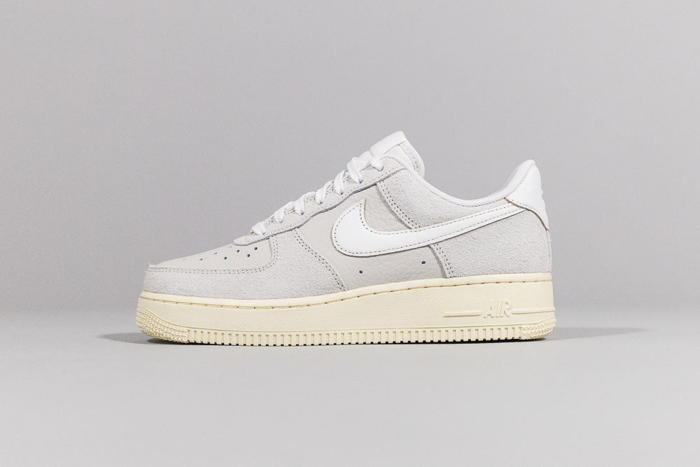 Nike  Air Force 1 &