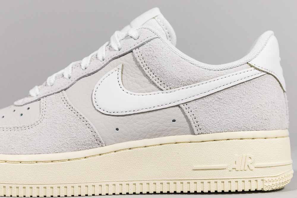 Nike  Air Force 1 &