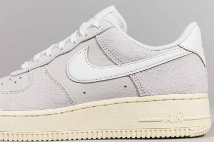Nike  Air Force 1 &