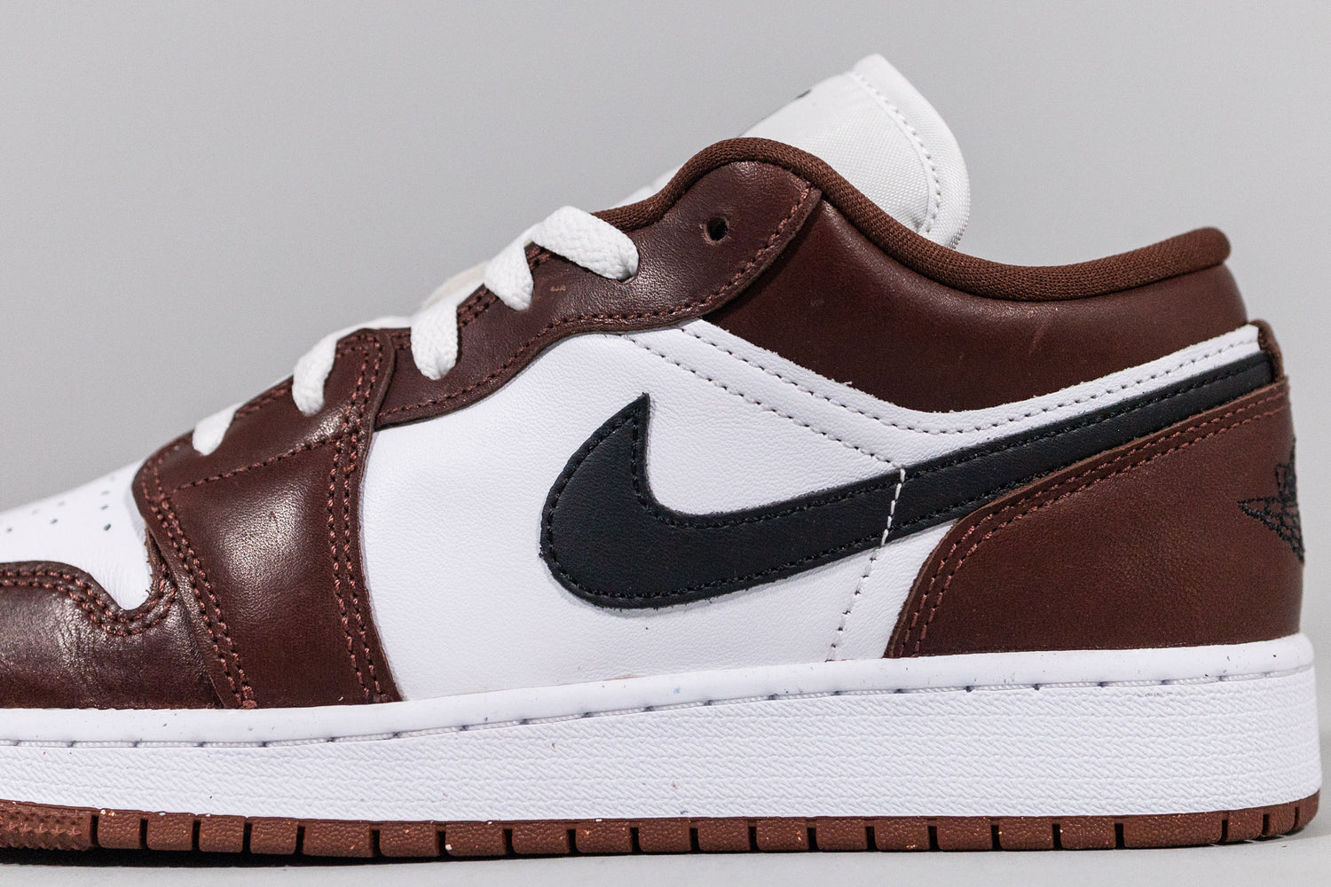 Air Jordan 1 Low SE &