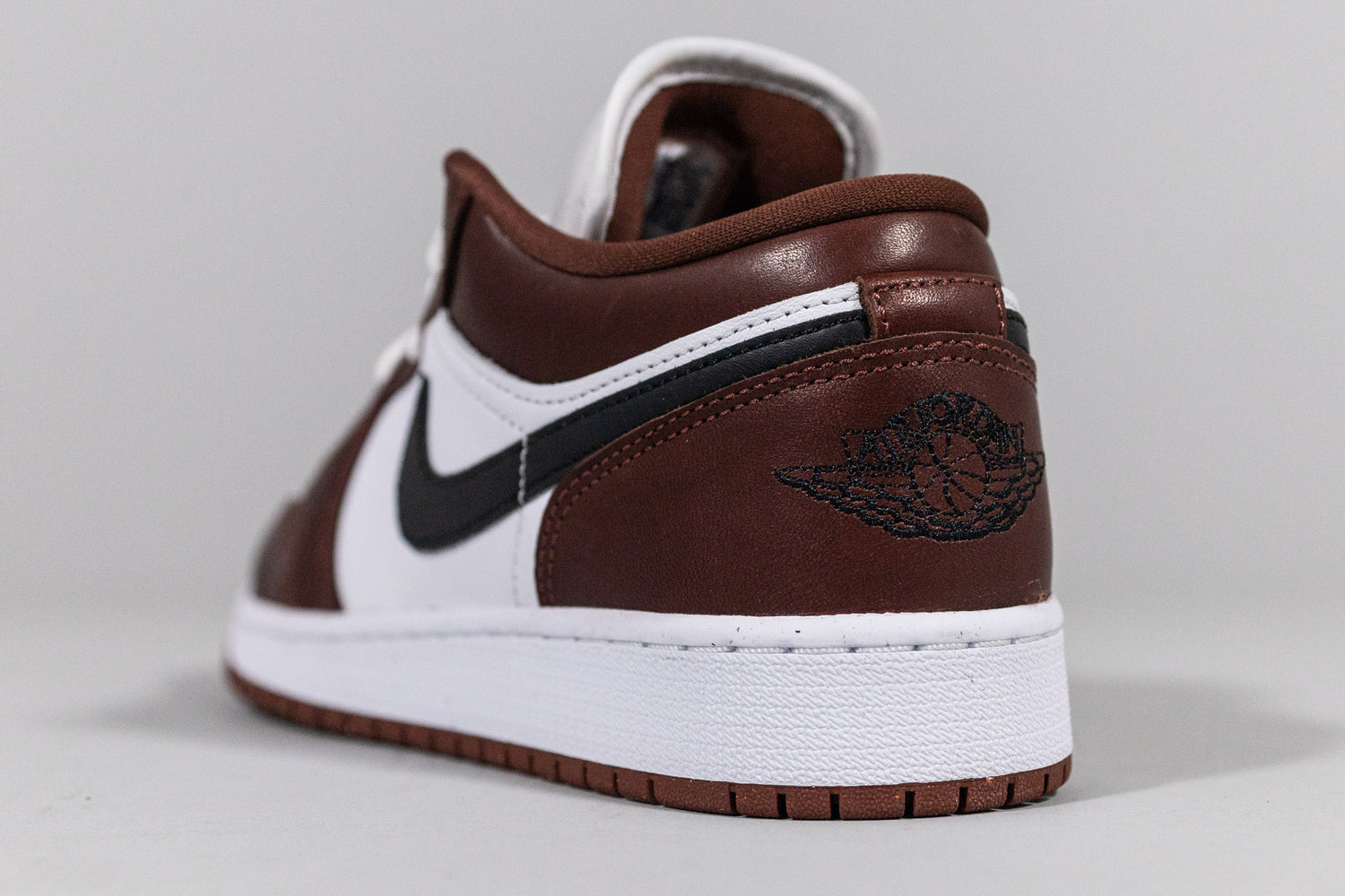 Air Jordan 1 Low SE &
