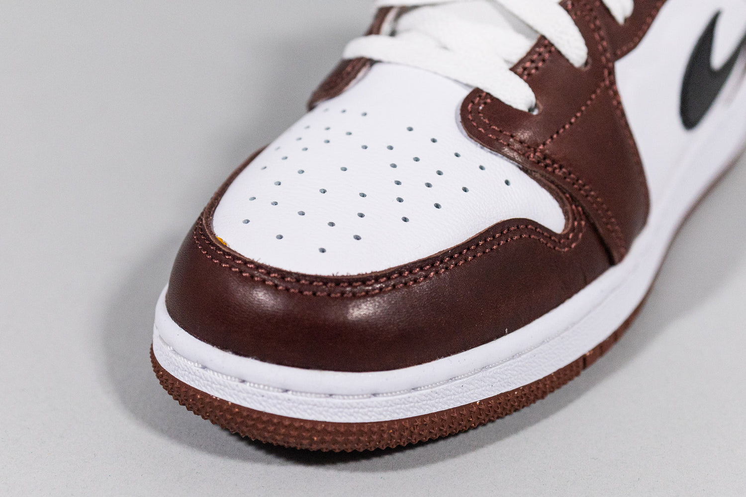 Air Jordan 1 Low SE &