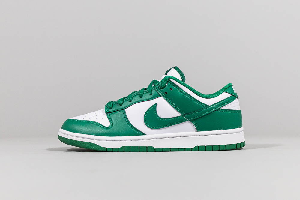 Nike Dunk Low &