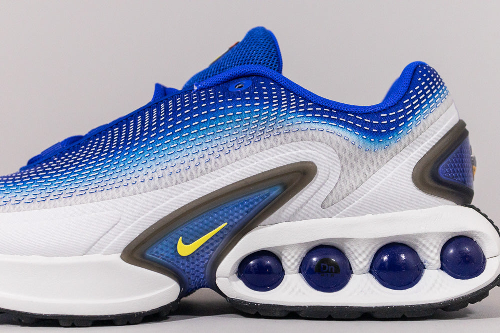 Nike Air Max Dn SE &