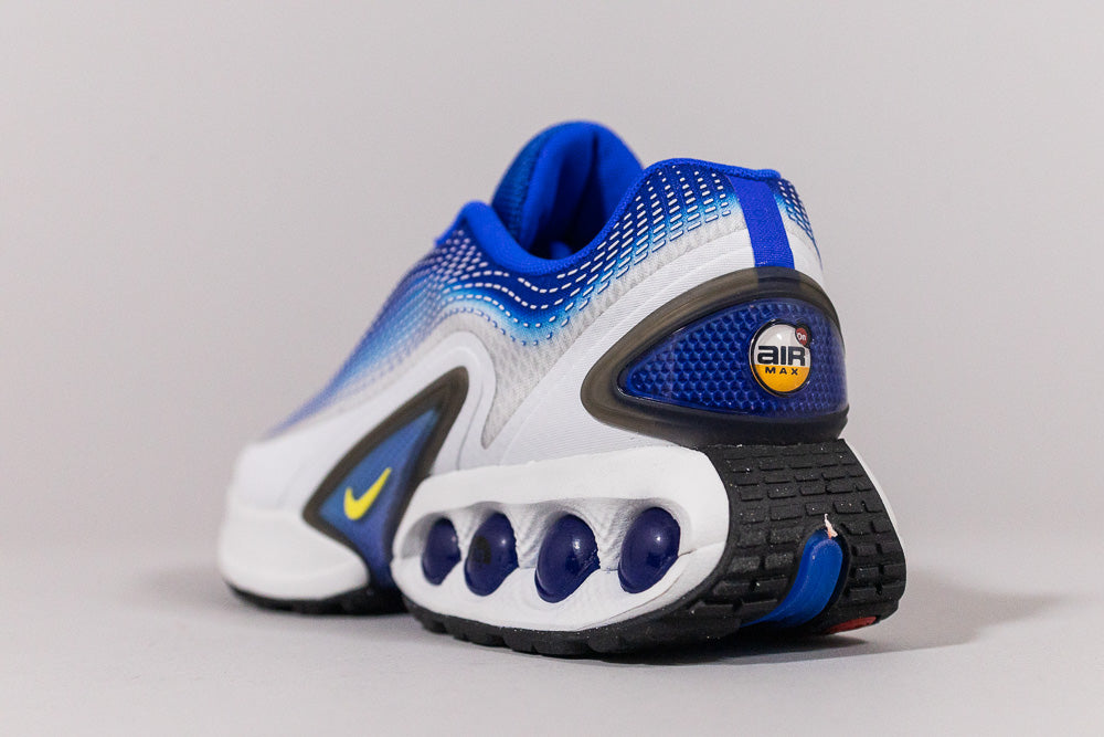 Nike Air Max Dn SE &