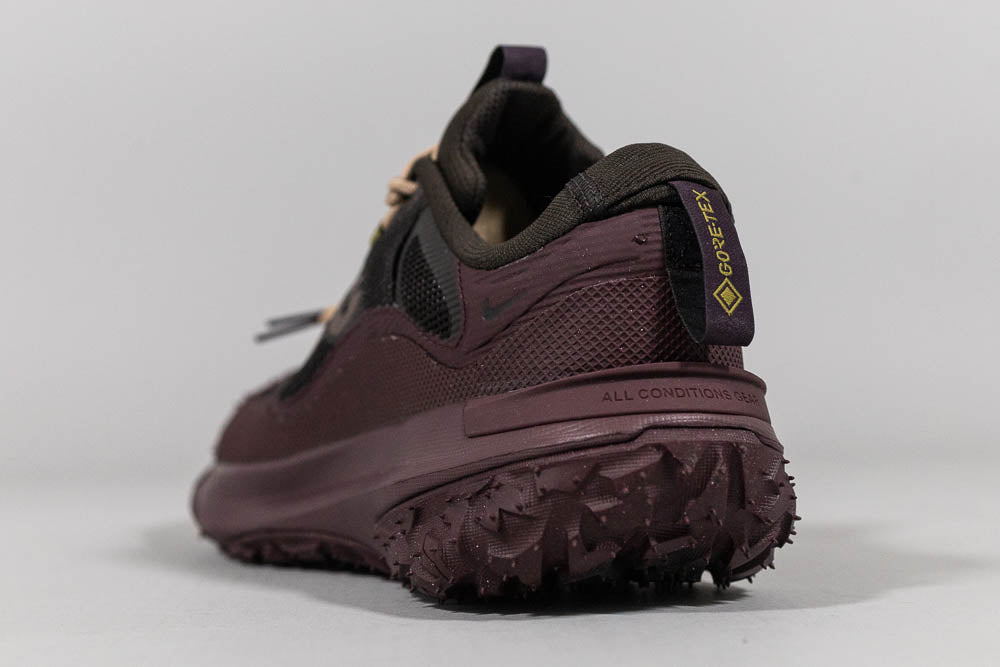 Nike ACG Mountain Fly 2 Low Gore Tex Velvet Brown 10.5US 8.5MX