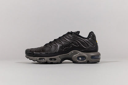 Nike Air Max Plus Premium &