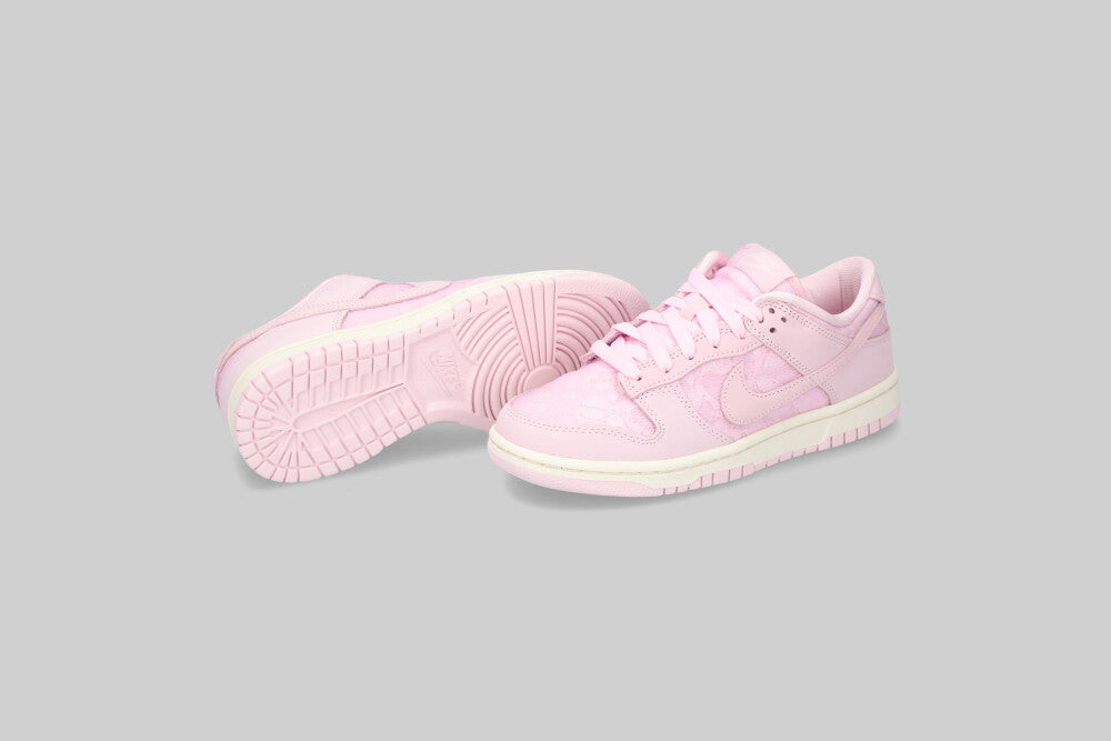 Women's Nike Dunk Low 'Regal Pink'