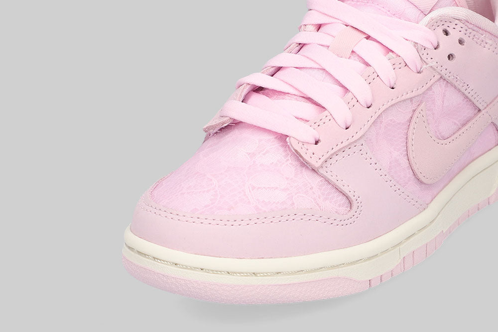 Women's Nike Dunk Low 'Regal Pink'