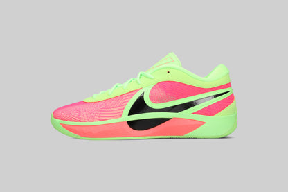 Nike Giannis Freak 6 &