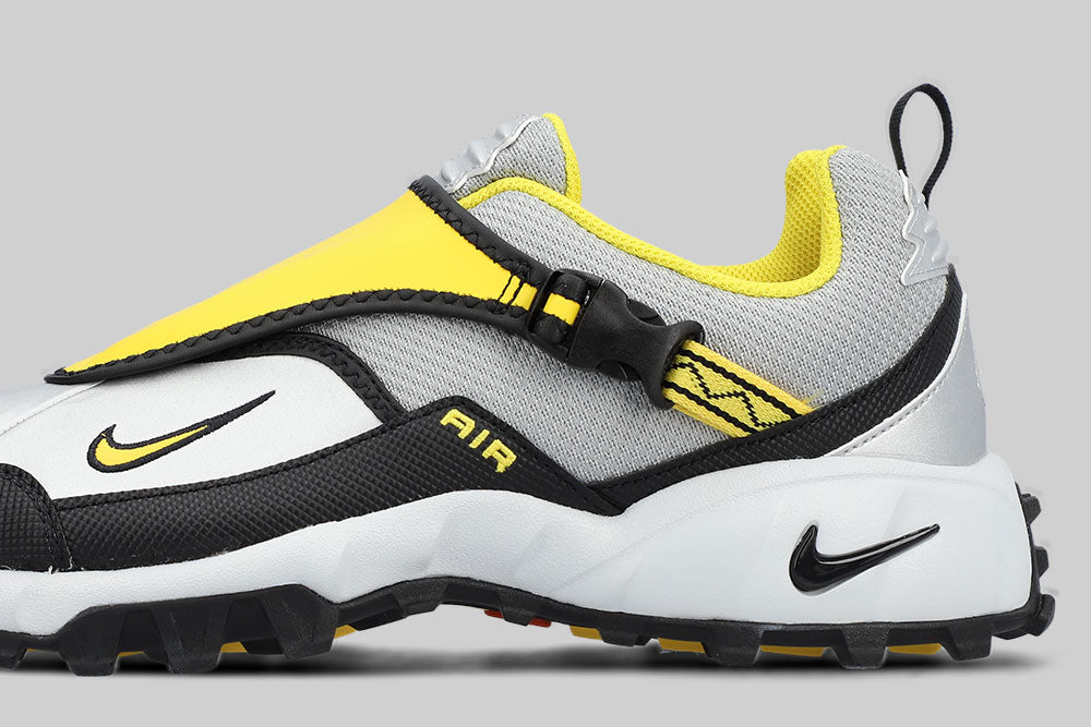 Nike ACG 'Phassad Yellow Zest and Metallic Silver'