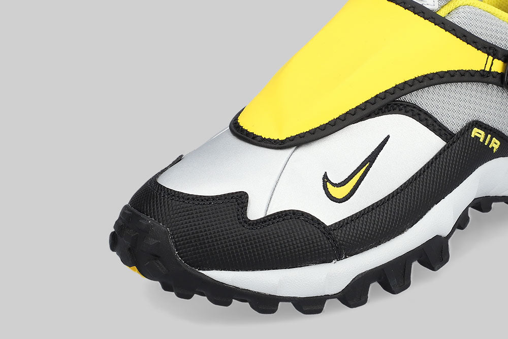 Nike ACG 'Phassad Yellow Zest and Metallic Silver'