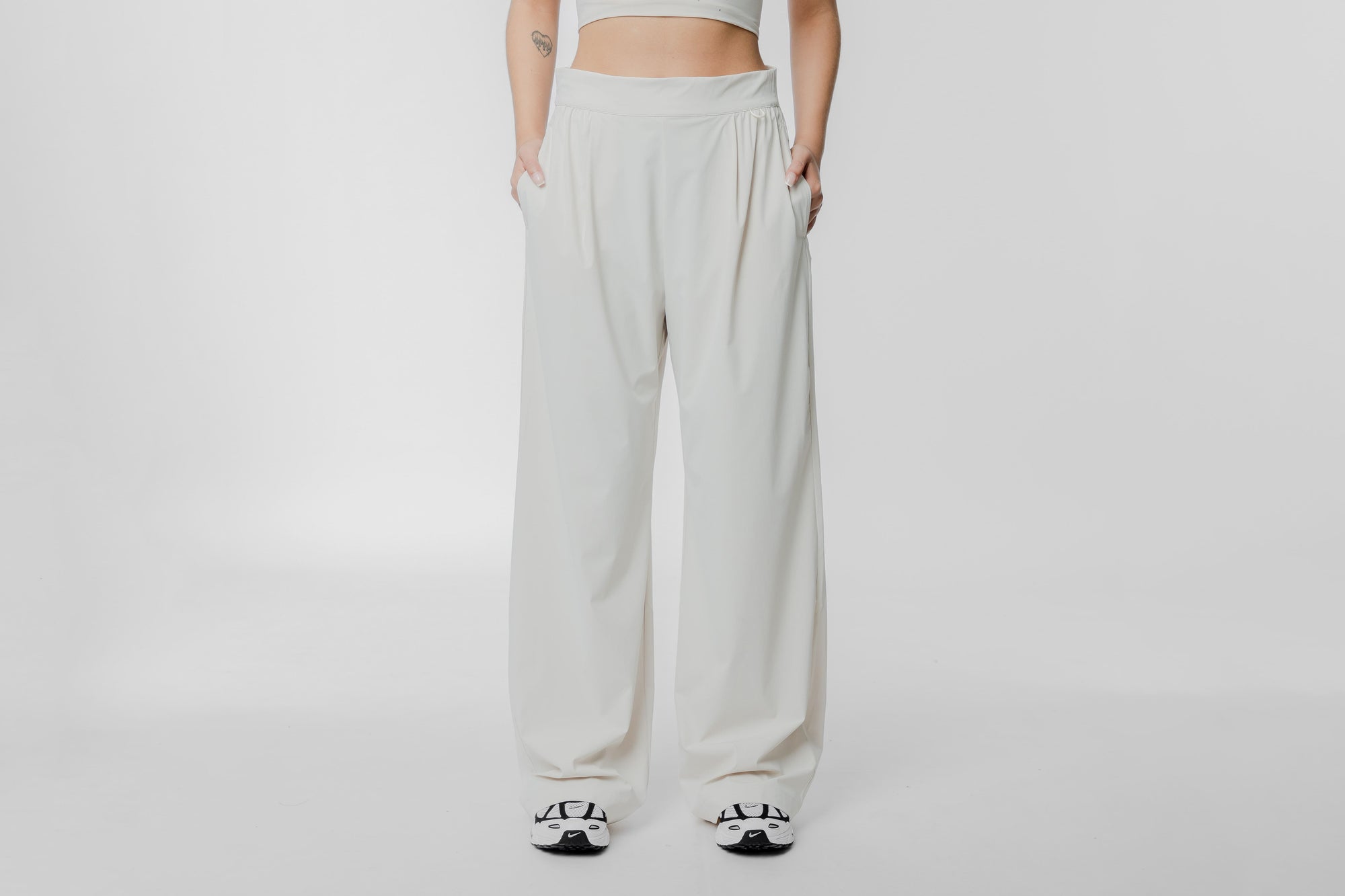 Women's Nike 24.7 PerfectStretch  Dri-FIT High-Waisted Loose Wide-Leg Trousers