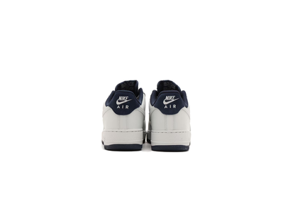 Nike Air Force 1 &
