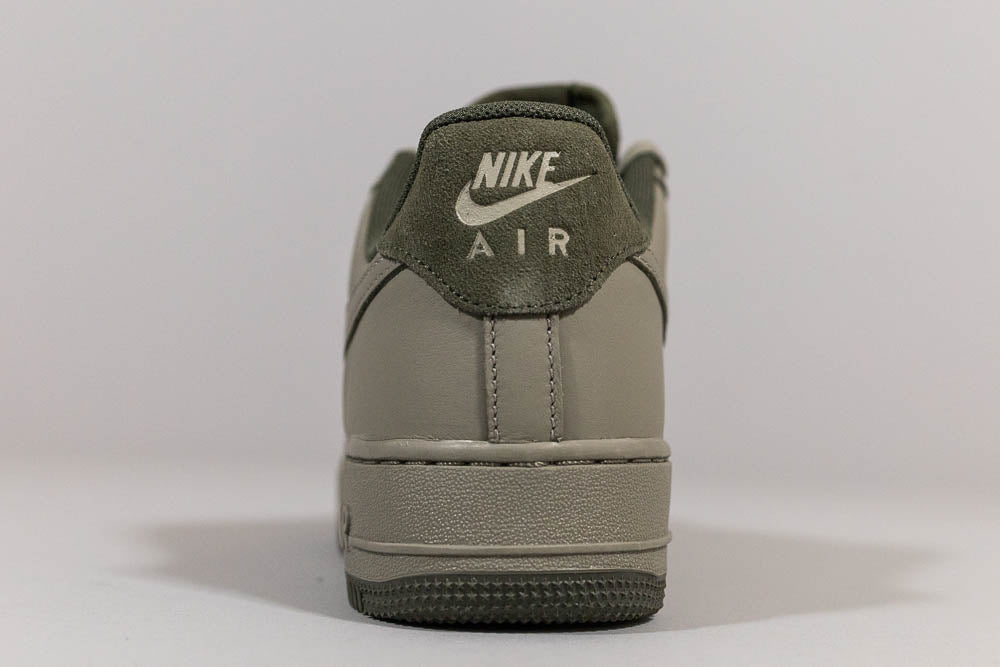 Nike Air Force 1 '07 LV8 'Light Army' - [sku] - Lust México