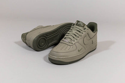 Nike Air Force 1 &