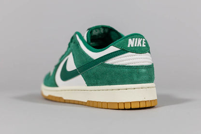 Nike Dunk Low &