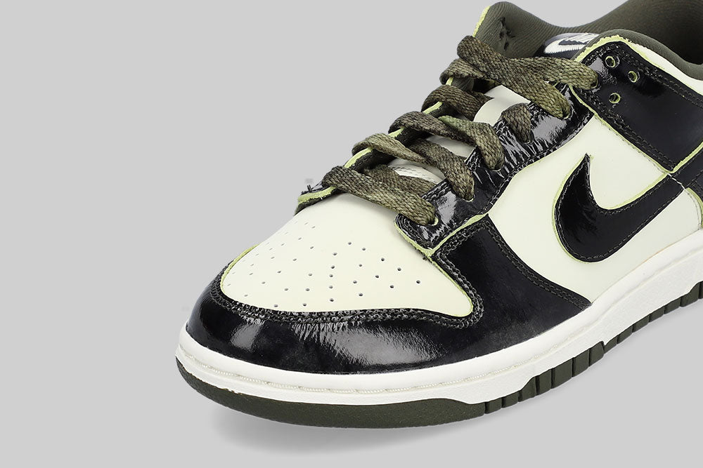 Women's Nike Dunk Low SE Panda 'Lemon Twist'