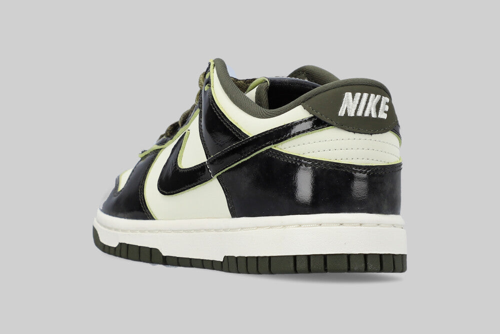 Women's Nike Dunk Low SE Panda 'Lemon Twist'