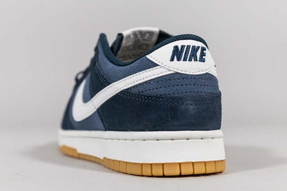 Nike Dunk Low SE &