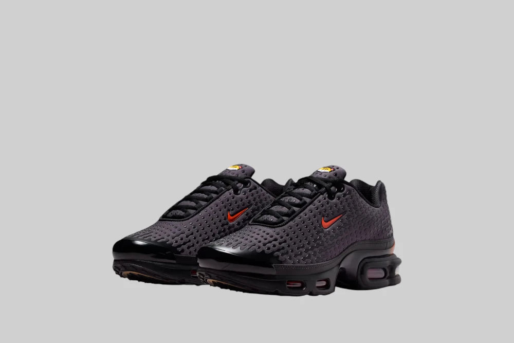 Nike Air Max Plus VII 'Black'- HQ2197-002 - Lust México