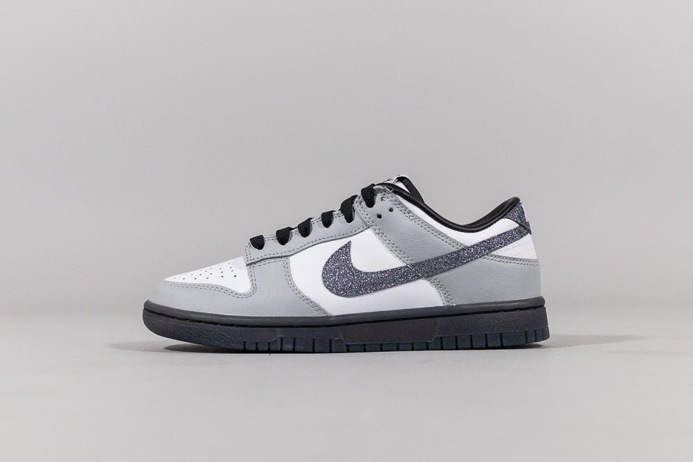 Women's Nike Dunk Low LX 'Light Smoke Grey' - [sku] - Lust México
