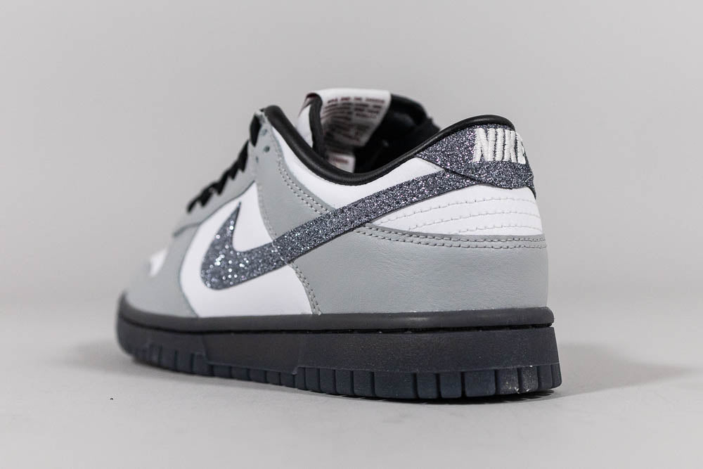 Women's Nike Dunk Low LX 'Light Smoke Grey' - [sku] - Lust México