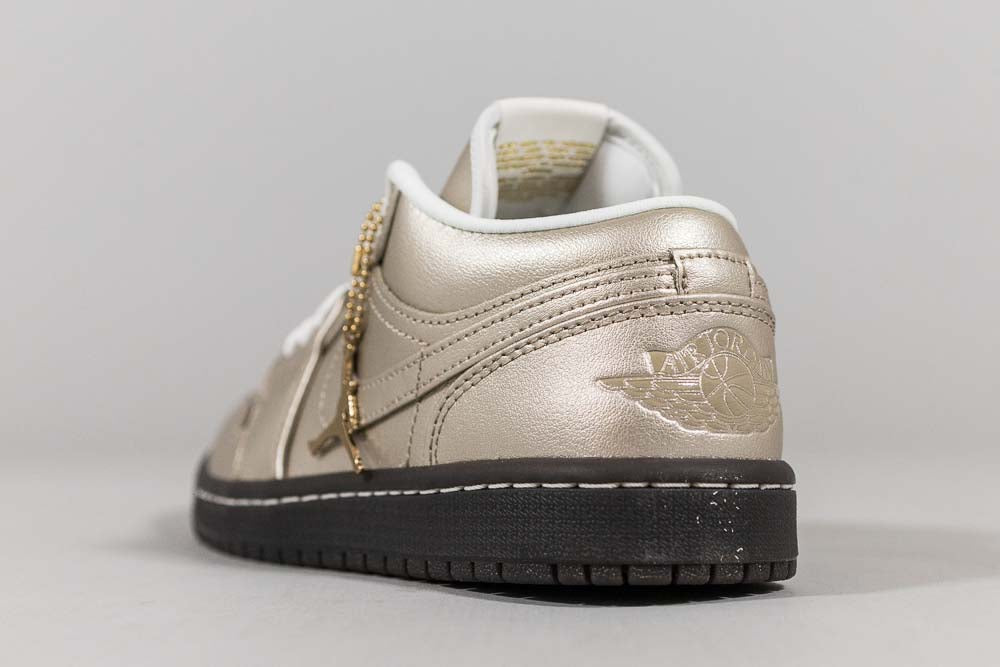 Women's Air Jordan 1 Low SE 'Metallic Zinc' - [sku] - Lust México