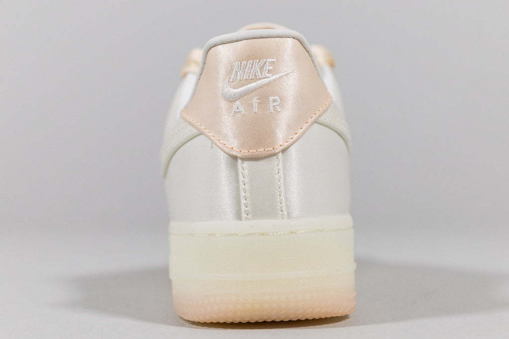 Women's Nike Air Force 1 ’07 LV8 'Sail and Barely Orange' - [sku] - Lust México