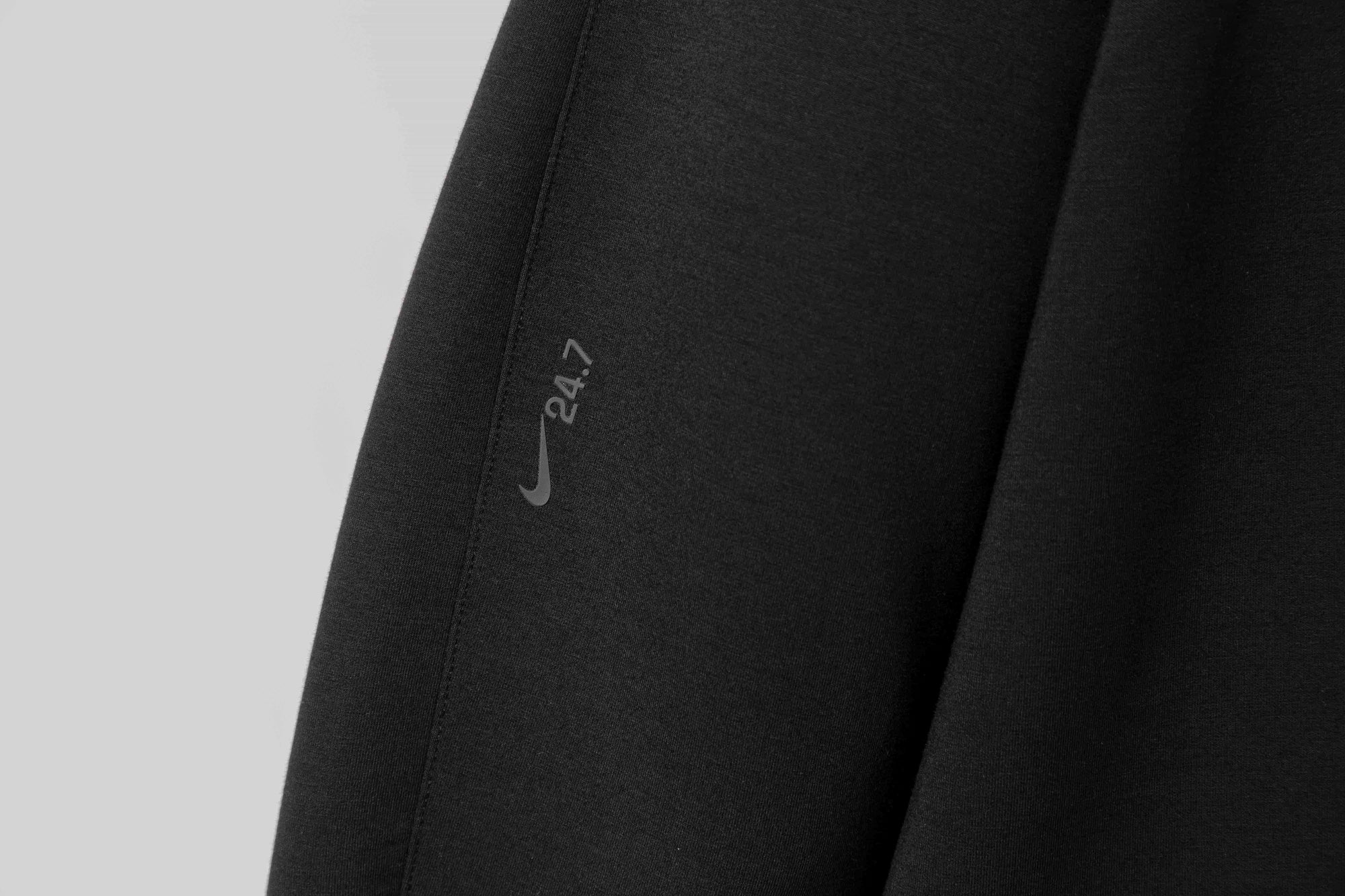 Nike 24.7 ImpossiblySoft Dri-FIT Crew