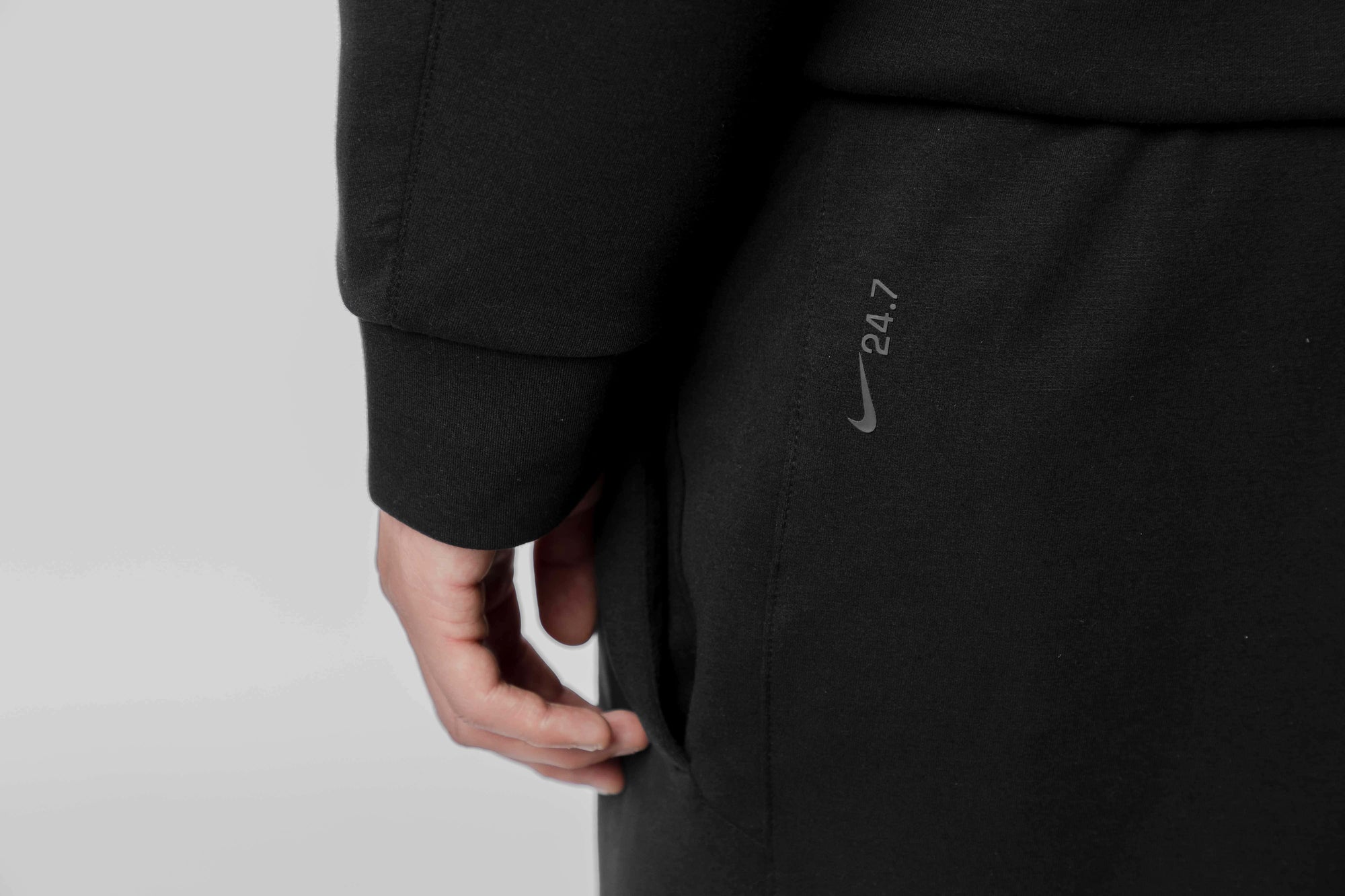 Nike 24.7 ImpossiblySoft Men's Dri-FIT Pants
