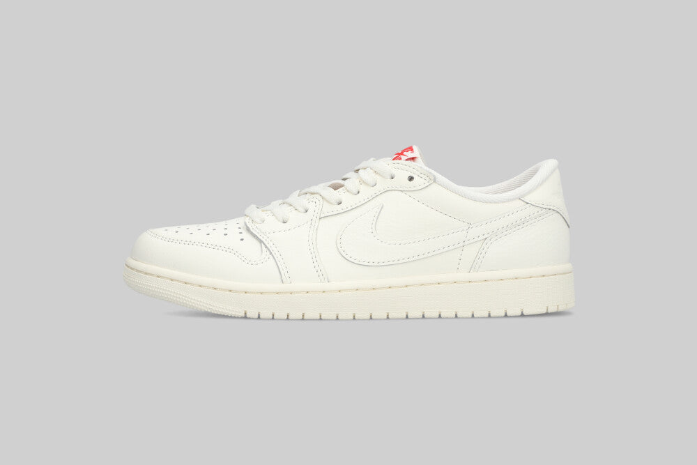 Air Jordan 1 Retro Low OG 'Sail and University Red' - HQ6998-100