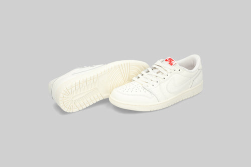 Air Jordan 1 Retro Low OG 'Sail and University Red' - HQ6998-100 - Lust México