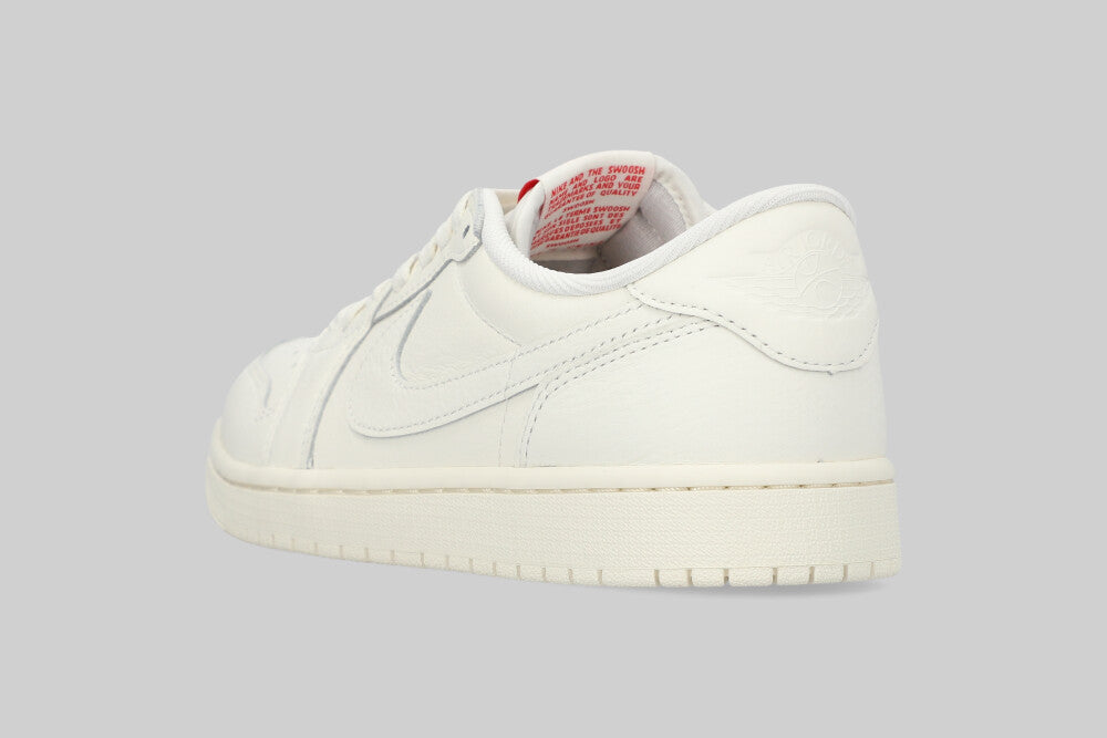 Air Jordan 1 Retro Low OG 'Sail and University Red' - HQ6998-100