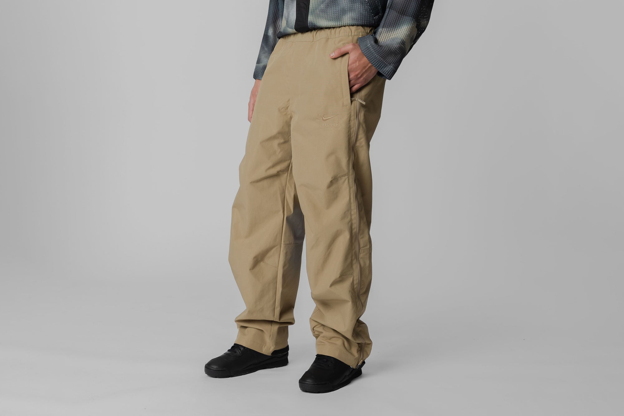 Nike x Stüssy Utility Trousers - HQ8545-223 APP - BOTTOM - MEN - ADULT - QS - WI - 25 en Lust México