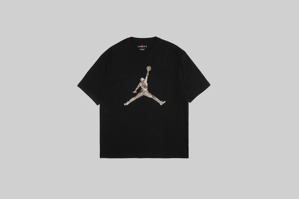 Jordan Brooklyn Realtree Jumpman Tee - HQ9016-010