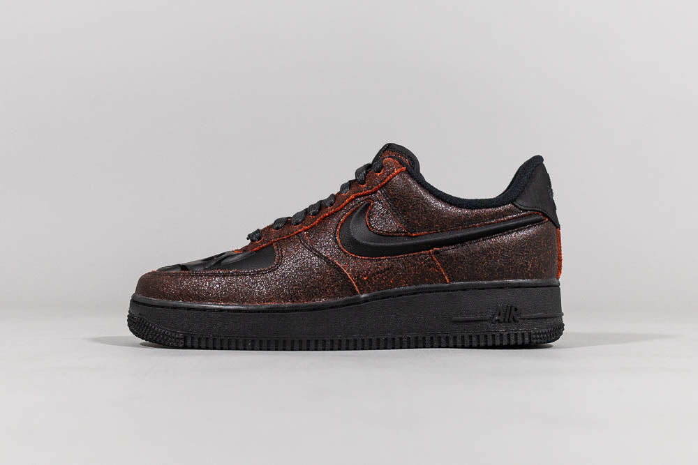 Nike Air Force 1 &