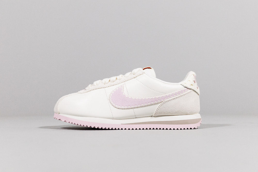 Women's Nike Cortez 'Valentine's Day' - [sku] - Lust México